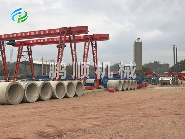 門式起重機(jī)